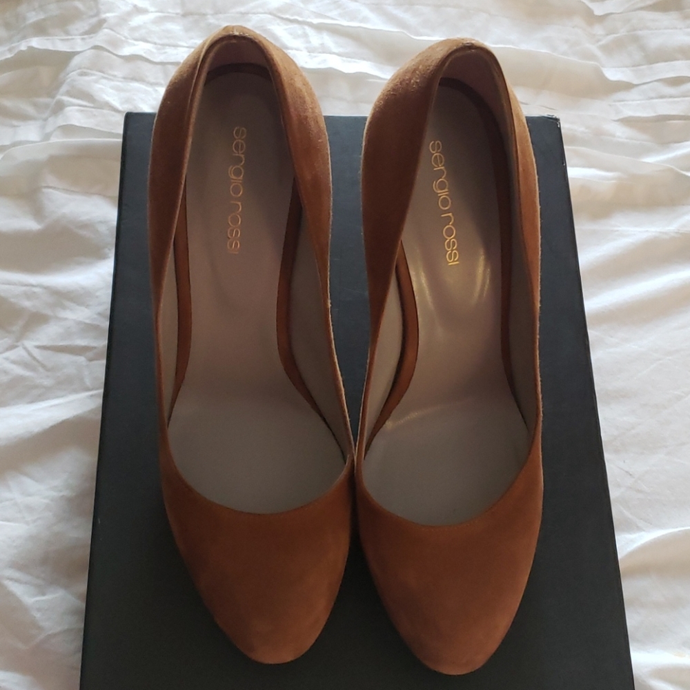 Sergio Rossi Italian Pump Heel Kid Suede